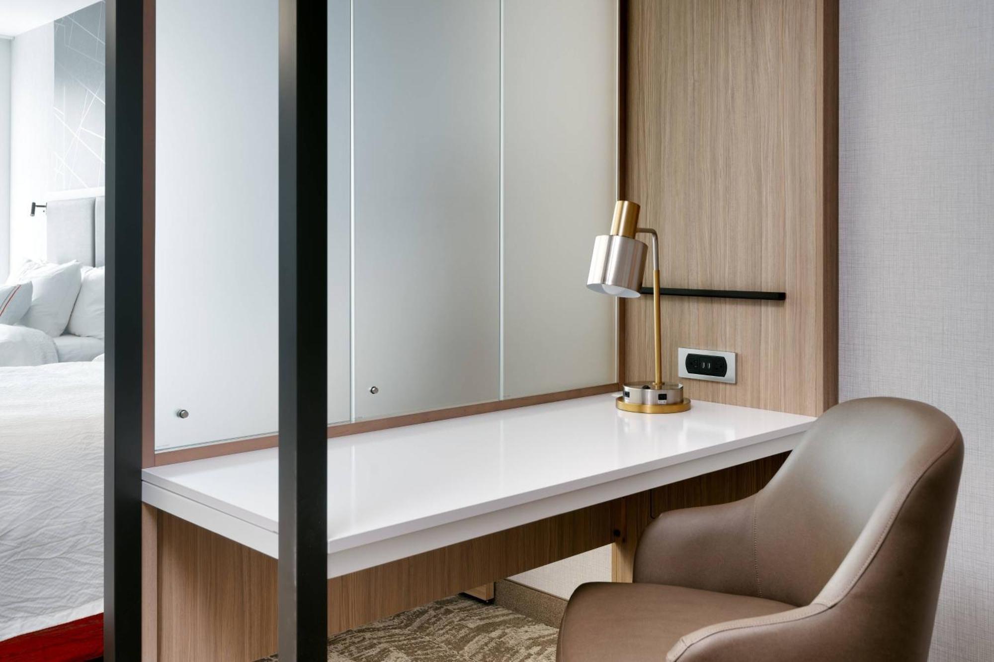 Springhill Suites By Marriott Salt Lake City Sugar House Exteriör bild